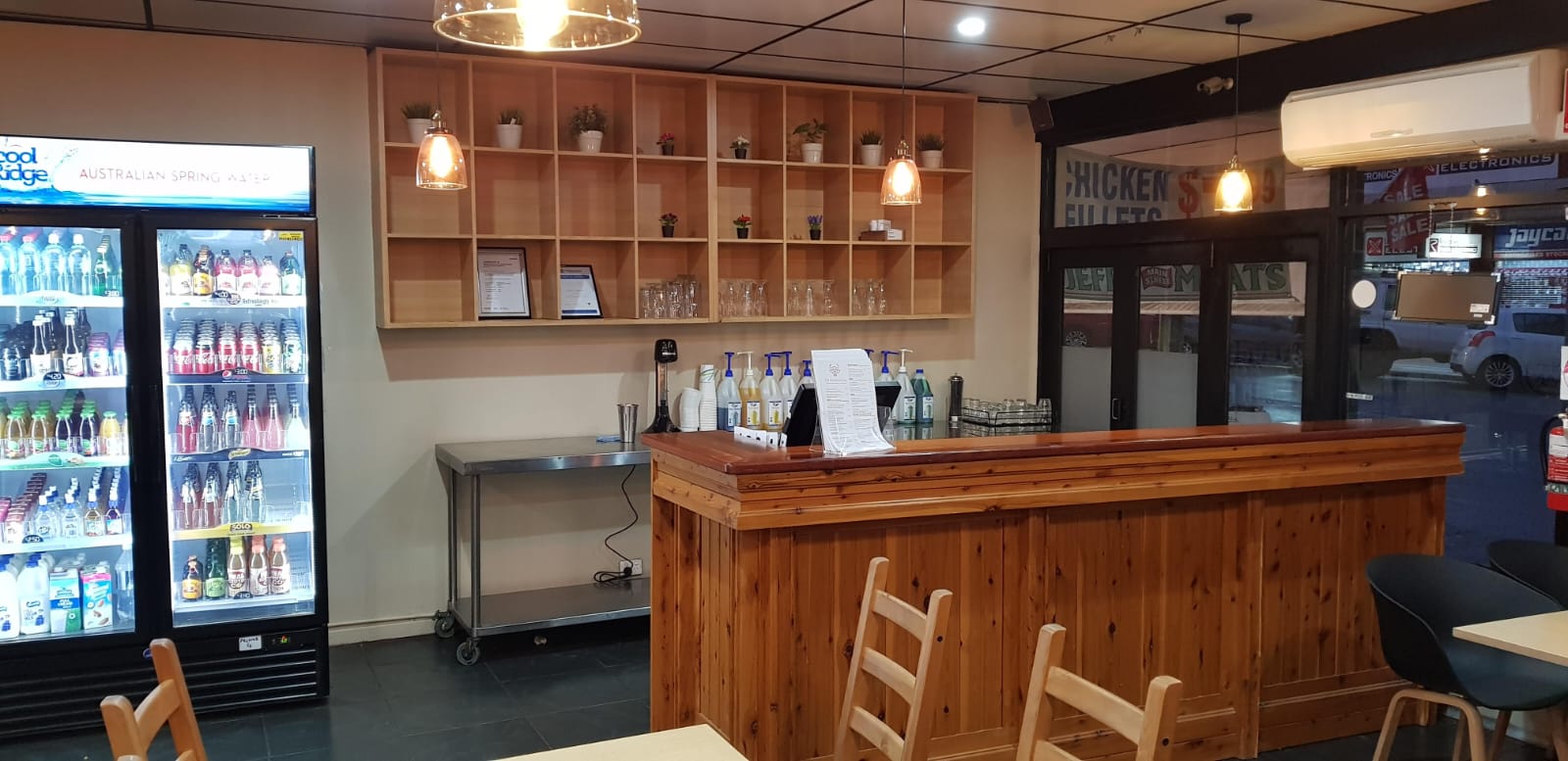 Happy customers - The Burger House